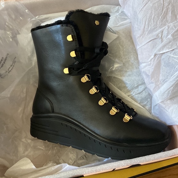 Stuart Weitzman OCEANE Lace Up Shearling Boots sz 7 NEW in original box! $750 - Picture 7 of 11